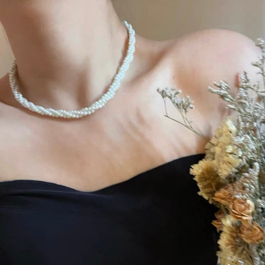 Miss Elegant Multilayer Pearl Necklace